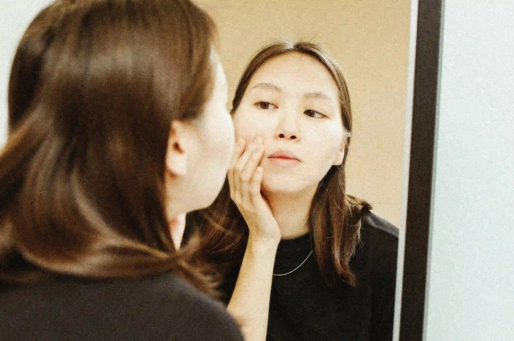 Why Your Skin Looks Tired (And How to Fix It Naturally)